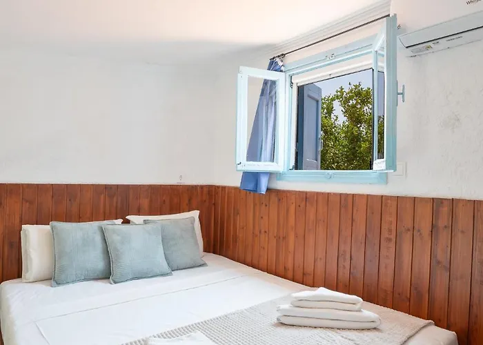 1944-heritage House Apartament Lardos