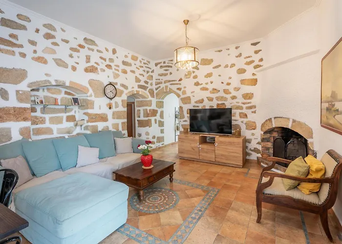 1944-heritage House لاردوس